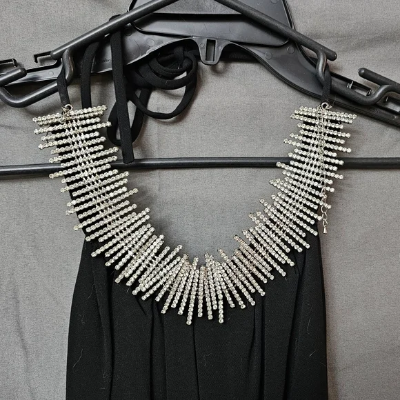 Nicole Bakti Black Backless Gown - Picture 6 of 9